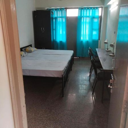 Abuzz Oxfordcaps Chanakya Hostel Solan Esterno foto