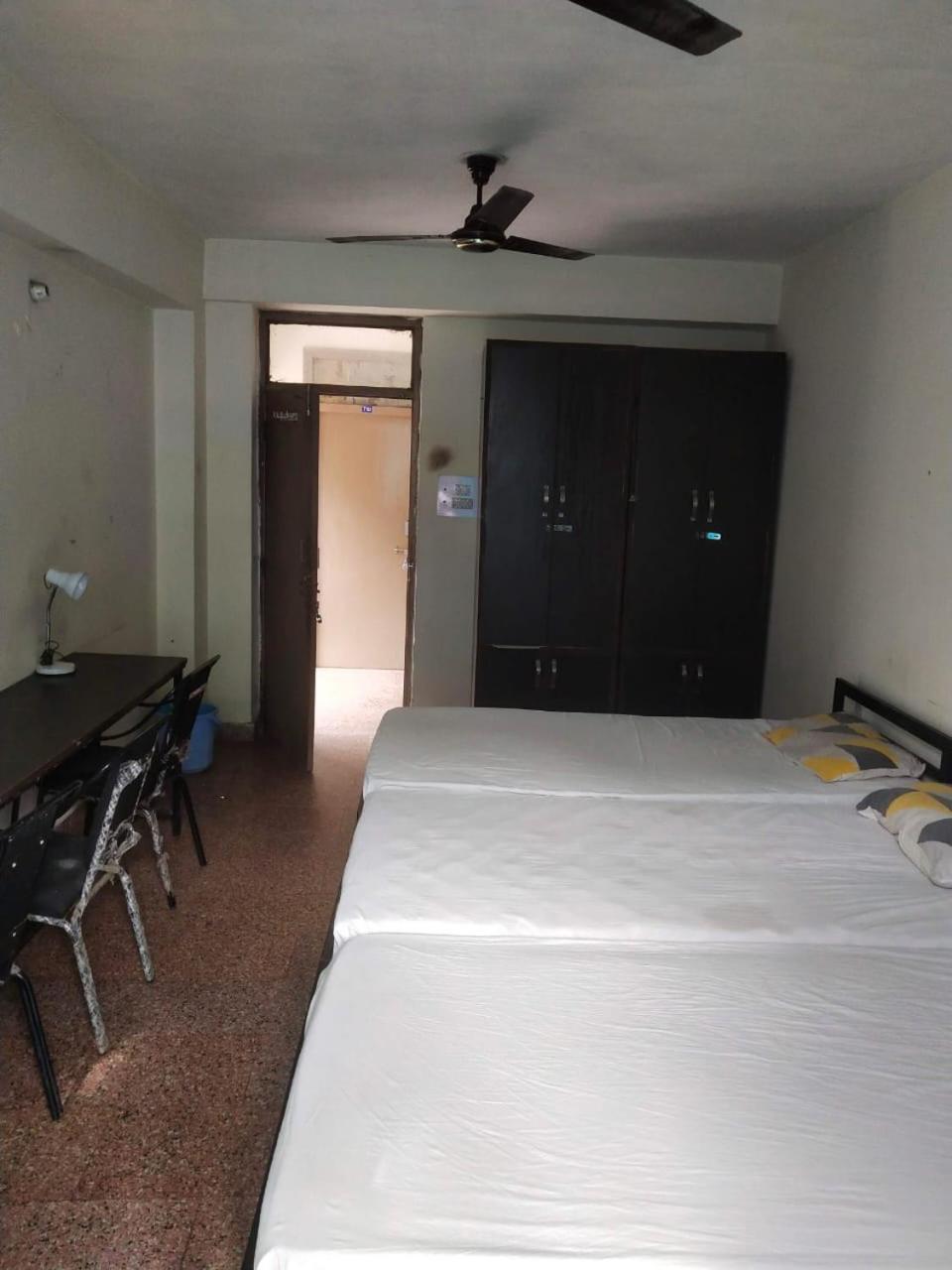 Abuzz Oxfordcaps Chanakya Hostel Solan Esterno foto
