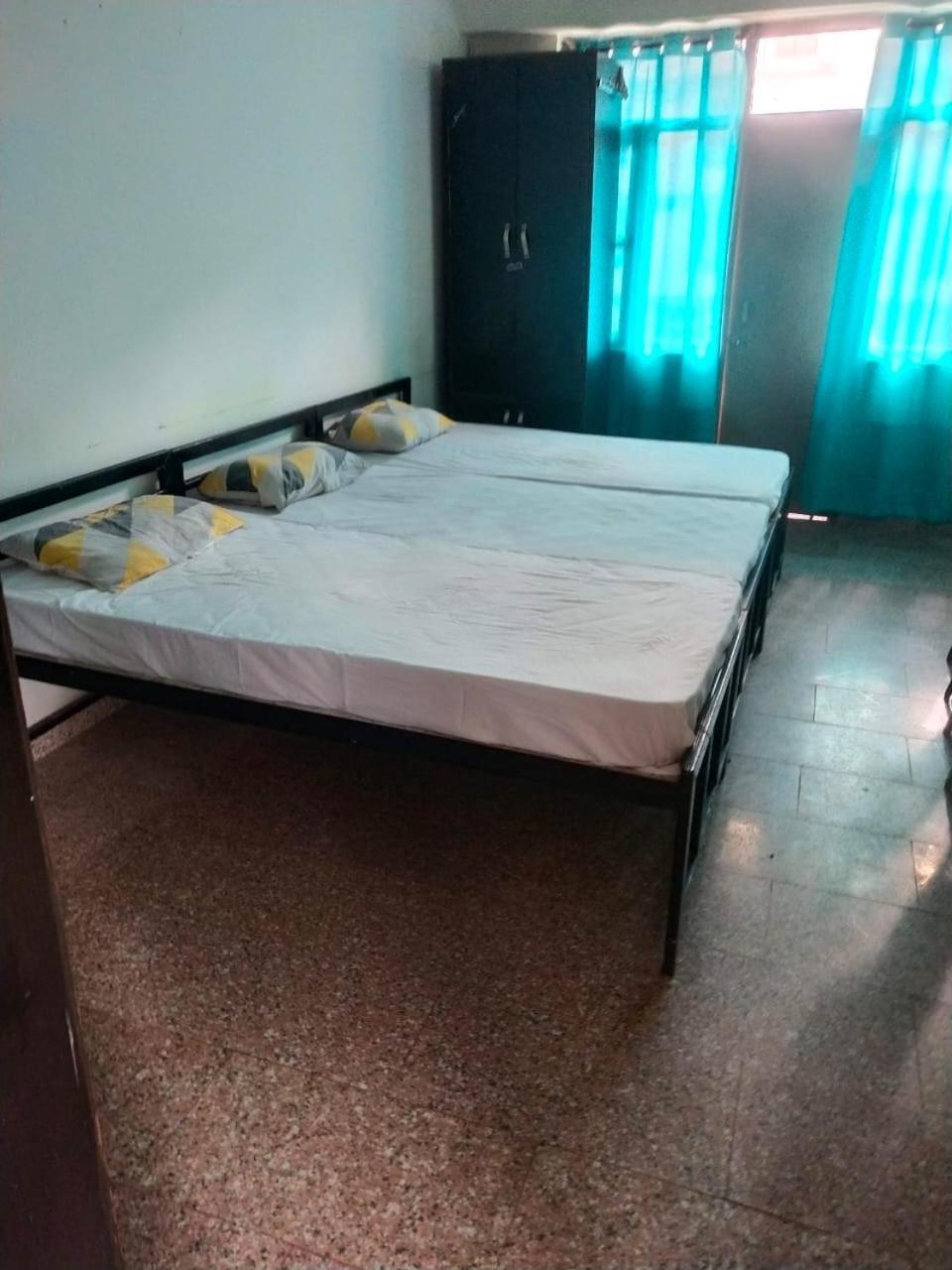 Abuzz Oxfordcaps Chanakya Hostel Solan Esterno foto